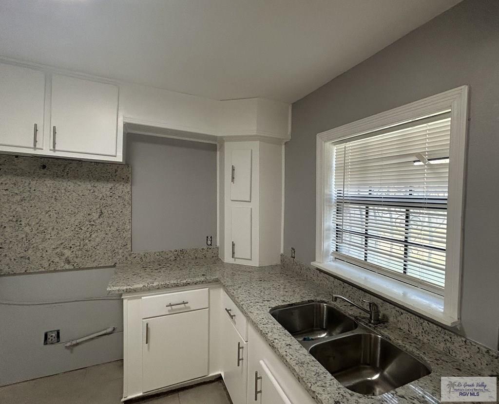 1164 Vera Ave, BROWNSVILLE, Texas image 27