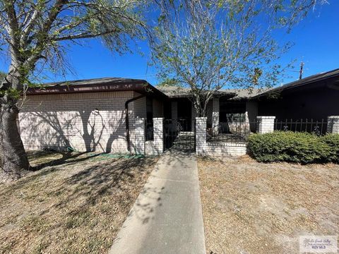 Townhouse For Sale - 2717 Hunters Crossing St<br/> Cameron County, HARLINGEN, TX 78550