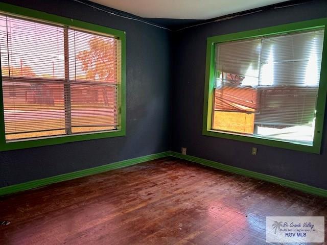 202 E 6th St, LOS FRESNOS, Texas image 13