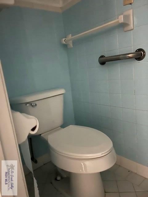 202 E 6th St, LOS FRESNOS, Texas image 10