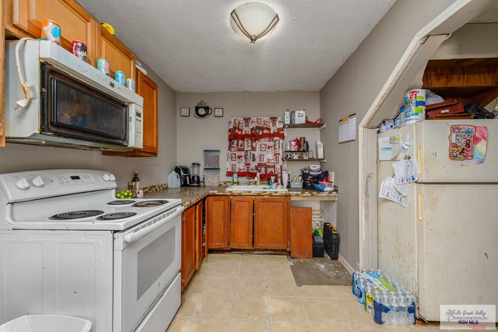 5624 King Dr, BROWNSVILLE, Texas image 11