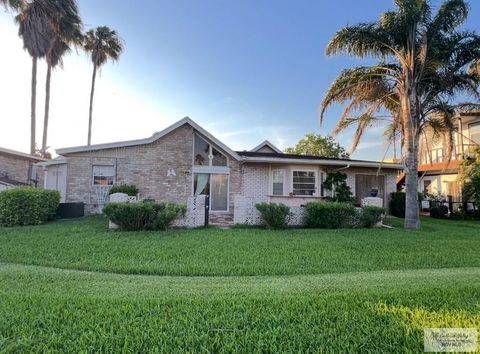 Townhouse For Sale - 311 Mcfadden Dr #5<br/> Cameron County, BROWNSVILLE, TX 78520