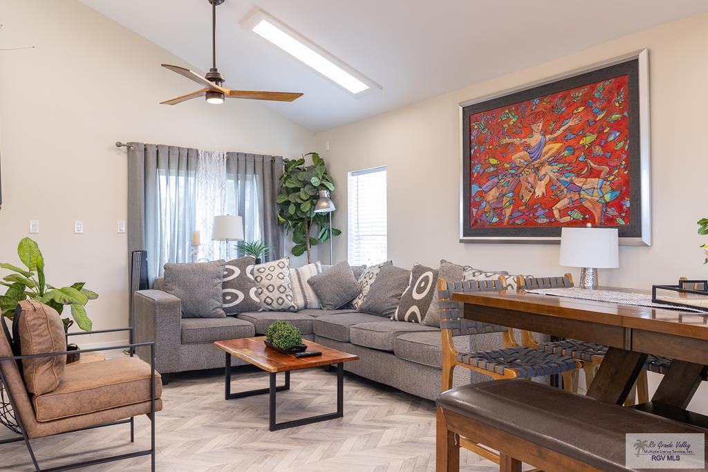 15929 W Arroyo Blvd, RIO HONDO, Texas image 4