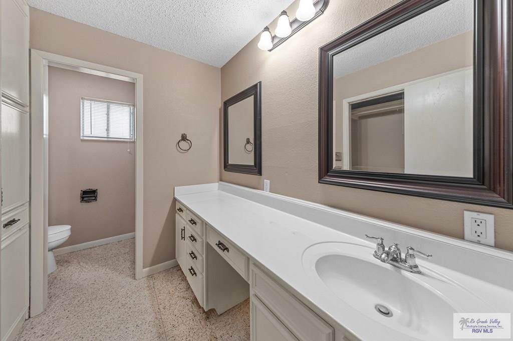 25 Fireside Dr, BROWNSVILLE, Texas image 3