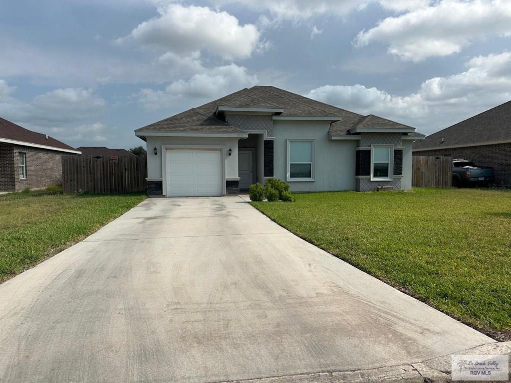 1076 W Gem Ave, RAYMONDVILLE, Texas image 2