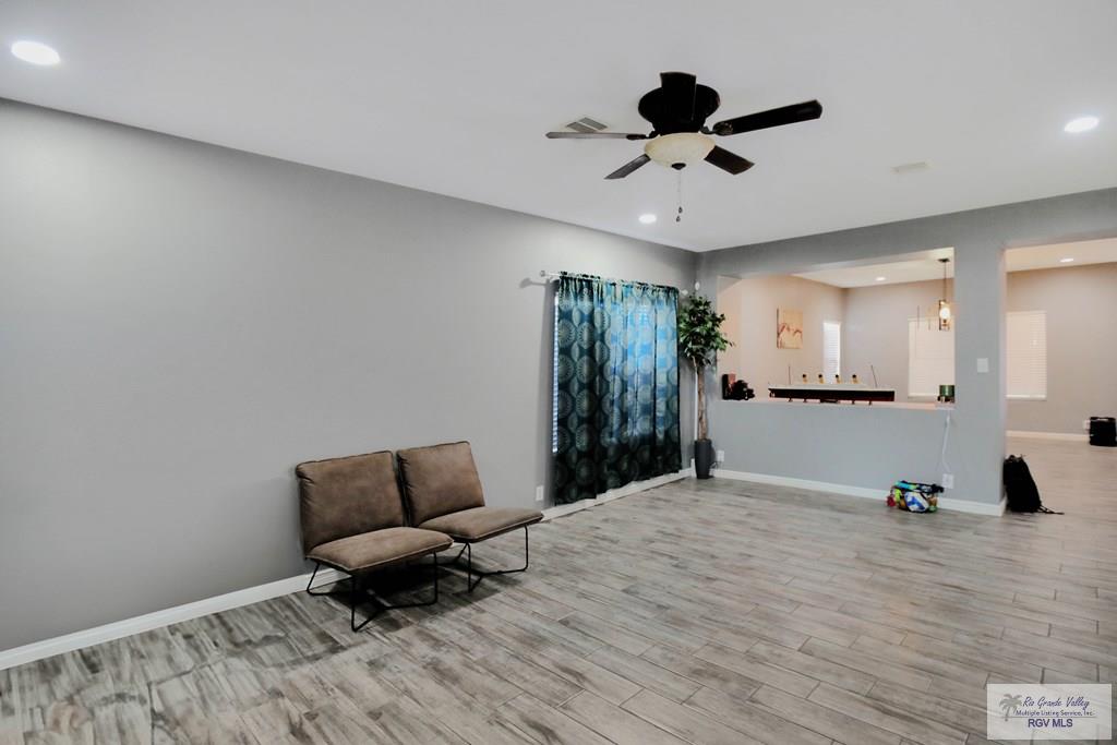 5302 N Huisache St, PHARR, Texas image 12