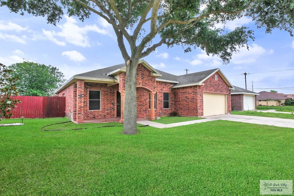 5302 N Huisache St, PHARR, Texas image 2