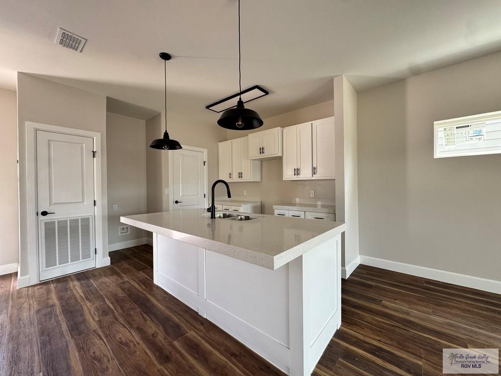 1608 Lake Monterrey Circle, BROWNSVILLE, Texas image 5