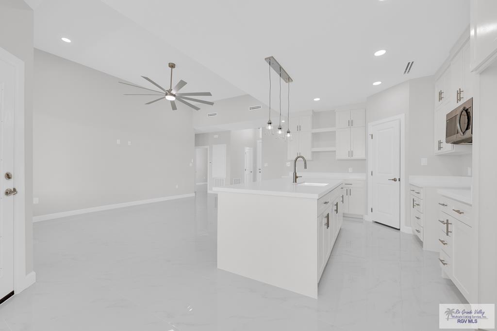 7336 San Andres St, BROWNSVILLE, Texas image 9