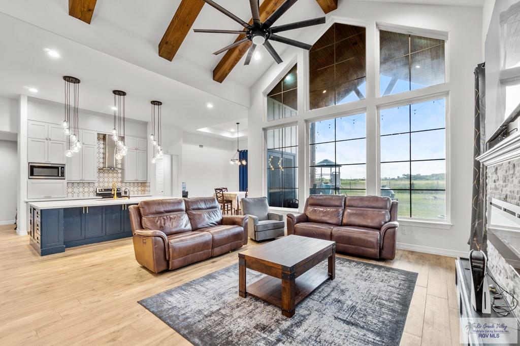 27933 White Ranch Rd, LA FERIA, Texas image 5