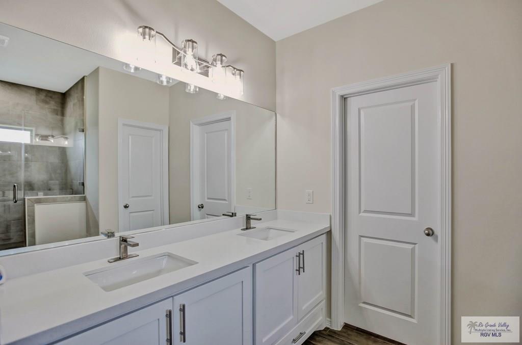 1829 Stirrup Cir, SAN BENITO, Texas image 8