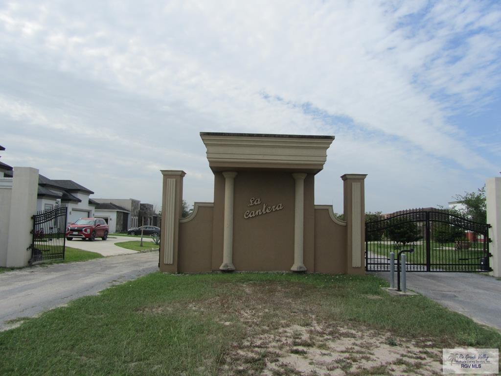 35605 Calle Caliza, BROWNSVILLE, Texas image 1