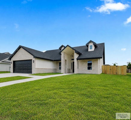 9713 HEIGHTS DR S, HARLINGEN, TX 78552 - Image c03dbf1b4db98b7f3a4c61ffba9be9cf/3530064162