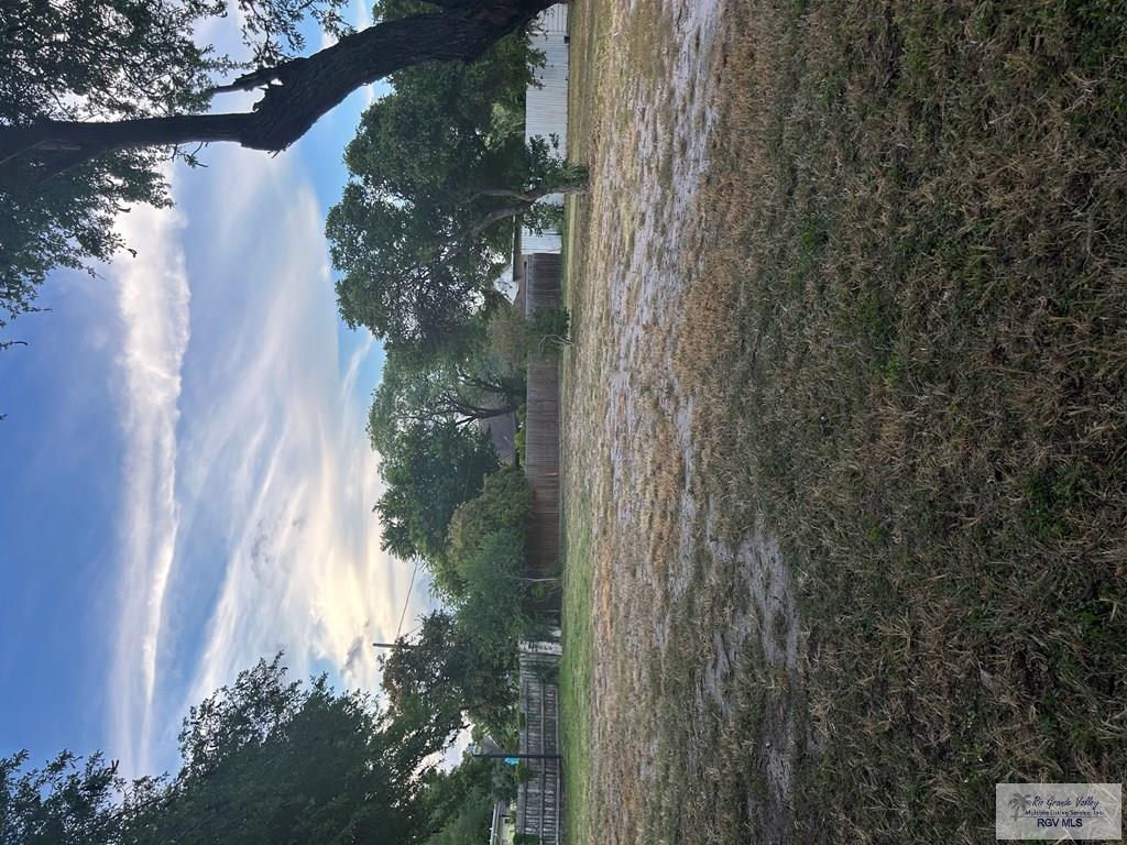 33 El Retiro Cir, BROWNSVILLE, Texas image 4
