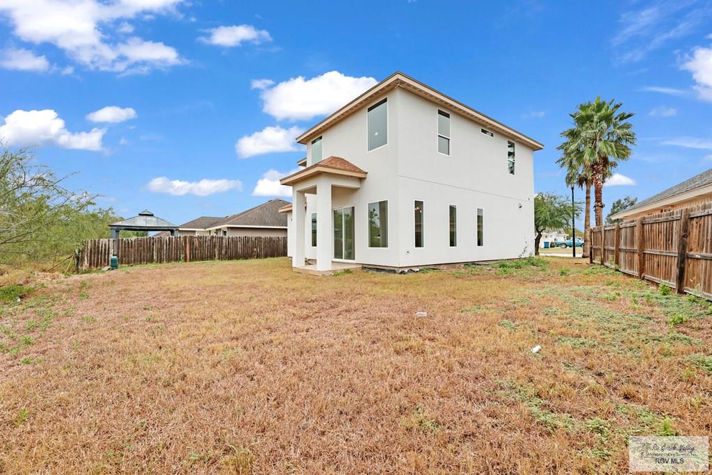 3330 Calle Bolivia, BROWNSVILLE, Texas image 19