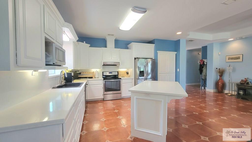 3429 E Country Club Dr, EDINBURG, Texas image 6