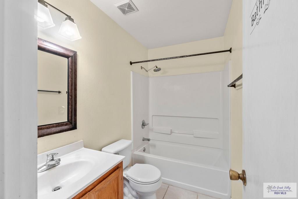 2356 Hamburg St, BROWNSVILLE, Texas image 14