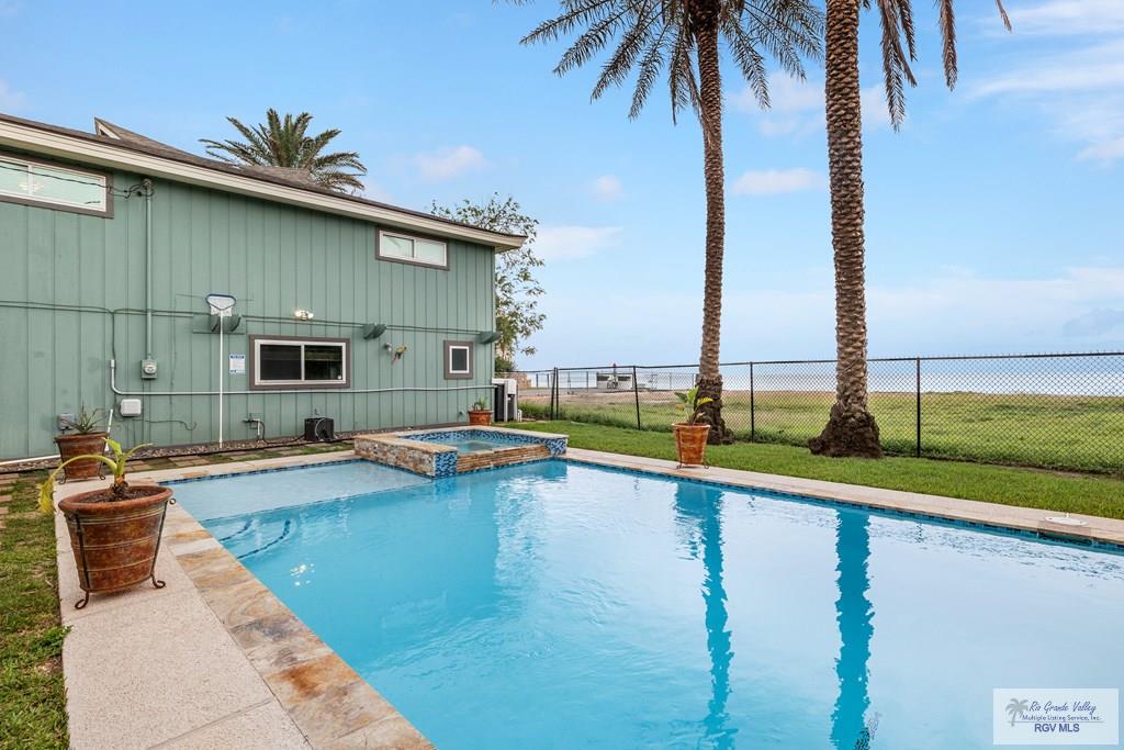 216 Atol St, SOUTH PADRE ISLAND, Texas image 4