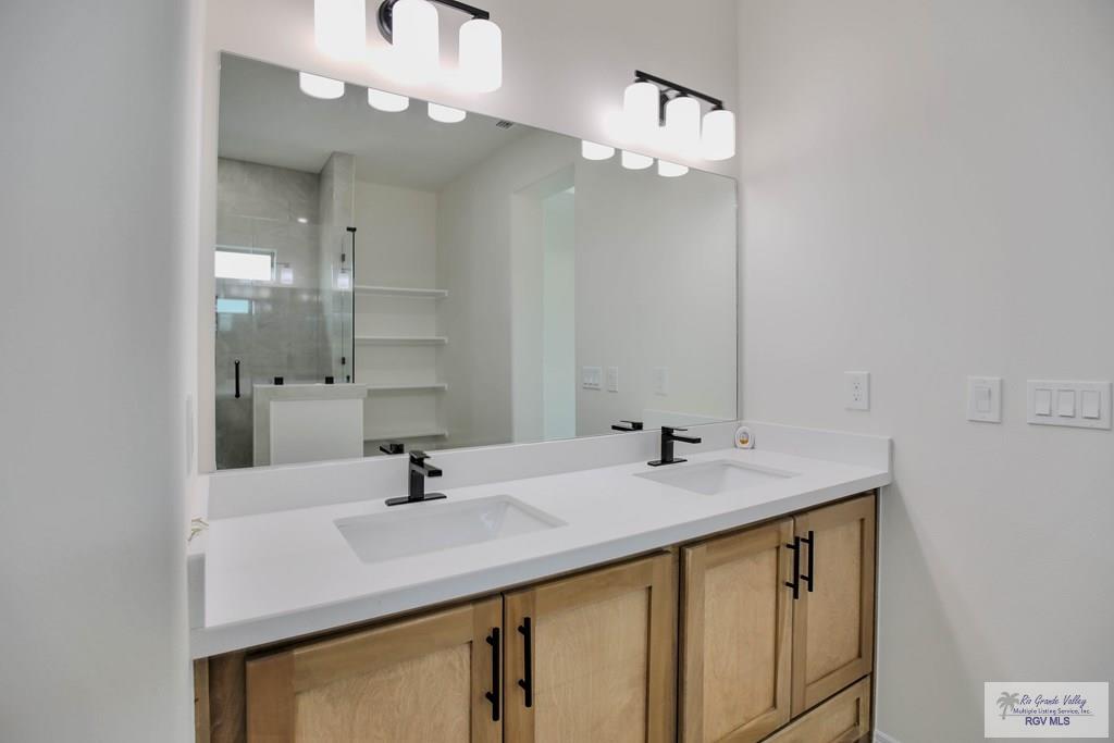 1502 Stirrup Cir, SAN BENITO, Texas image 12
