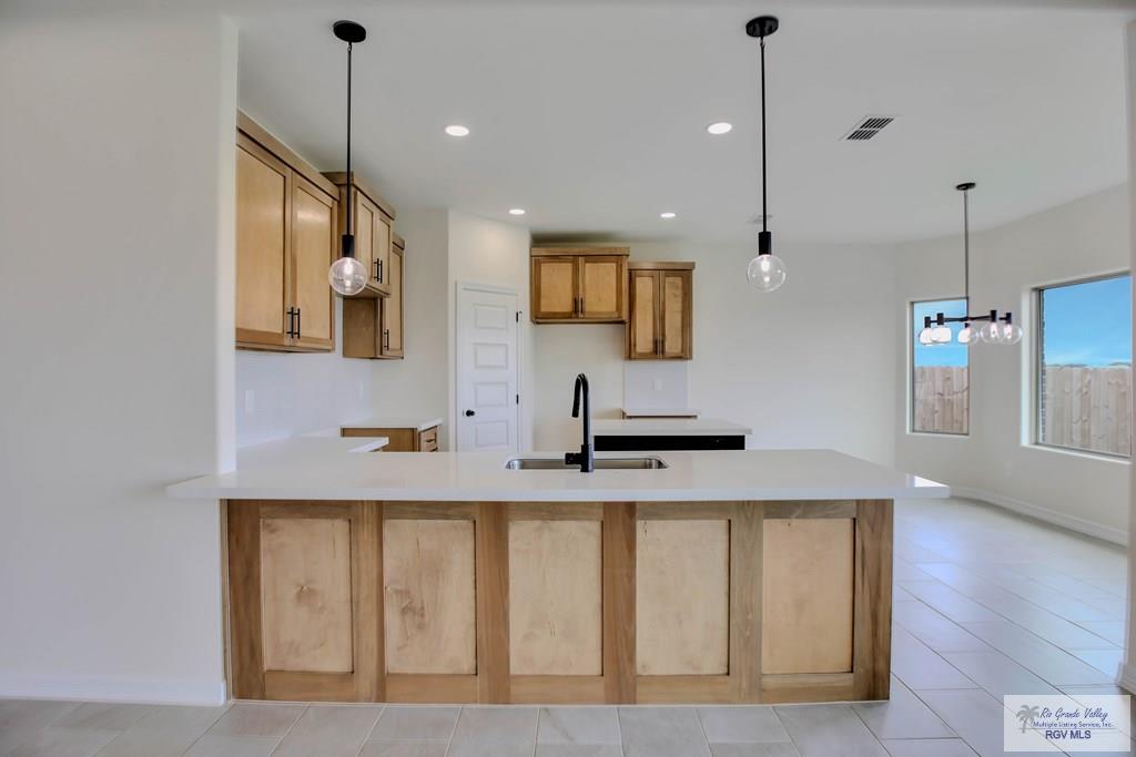 1502 Stirrup Cir, SAN BENITO, Texas image 5