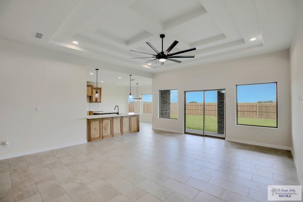 1502 Stirrup Cir, SAN BENITO, Texas image 6