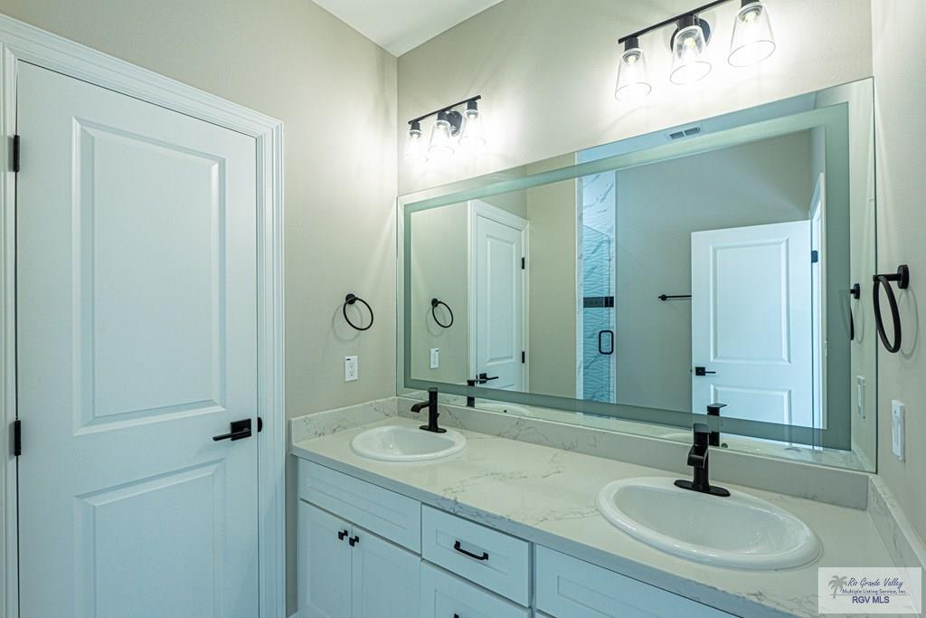 8813 Swan Lake Dr #27, HARLINGEN, Texas image 32