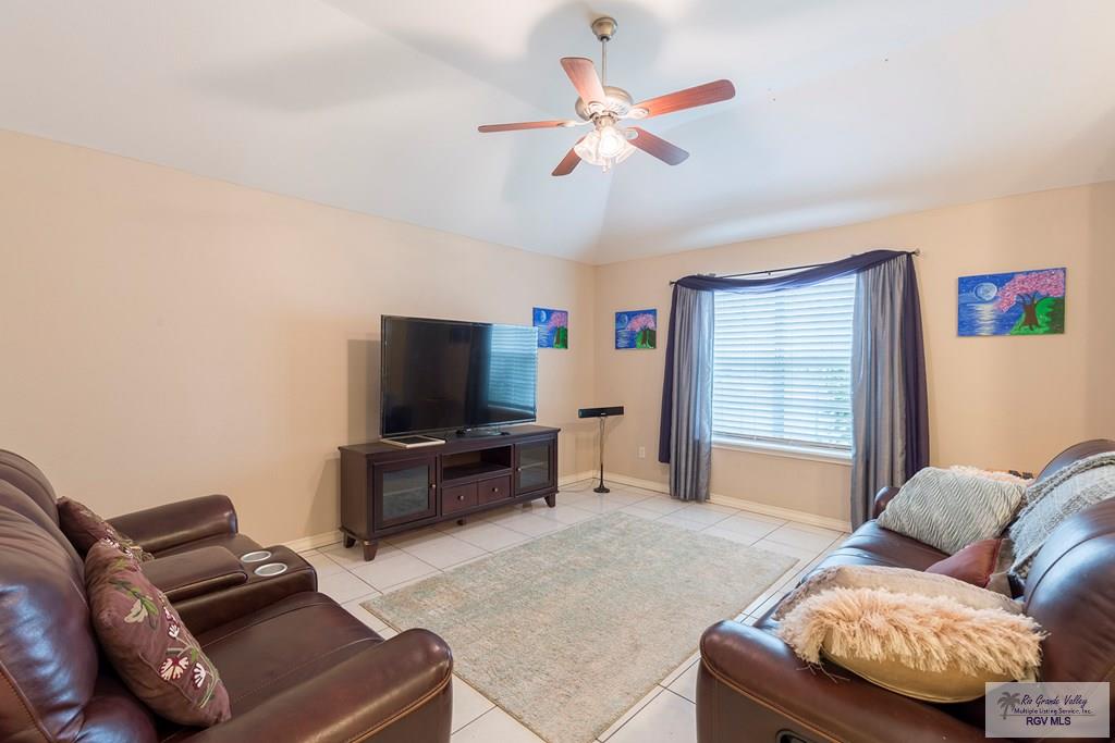 4302 N 26th Ln, MCALLEN, Texas image 4