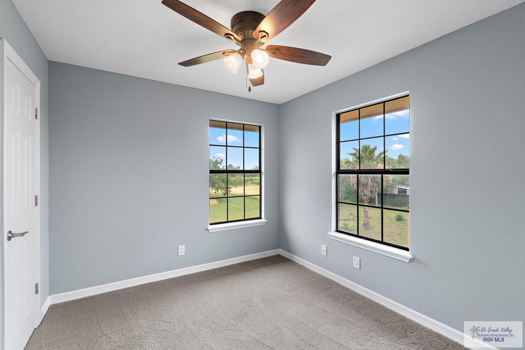 27859 Mile 3, LA FERIA, Texas image 16