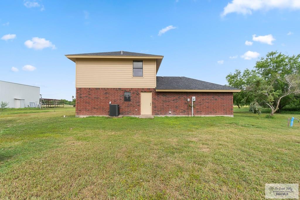 27859 Mile 3, LA FERIA, Texas image 19