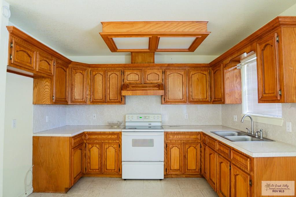2408 Gregory Ave, BROWNSVILLE, Texas image 15
