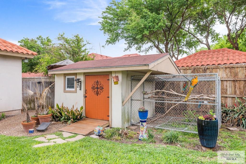 5512 Autumn Mist Ln, BROWNSVILLE, Texas image 21