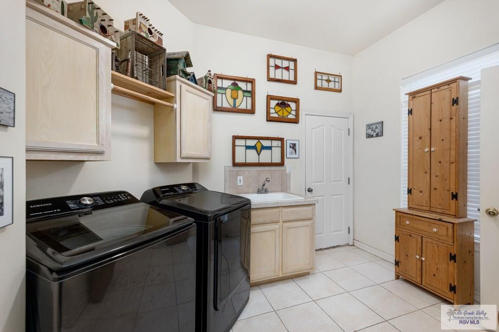 5512 Autumn Mist Ln, BROWNSVILLE, Texas image 20