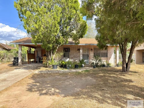 Homes For Sale - 2106 Lincoln Ave<br/> MISSION, TX 78572