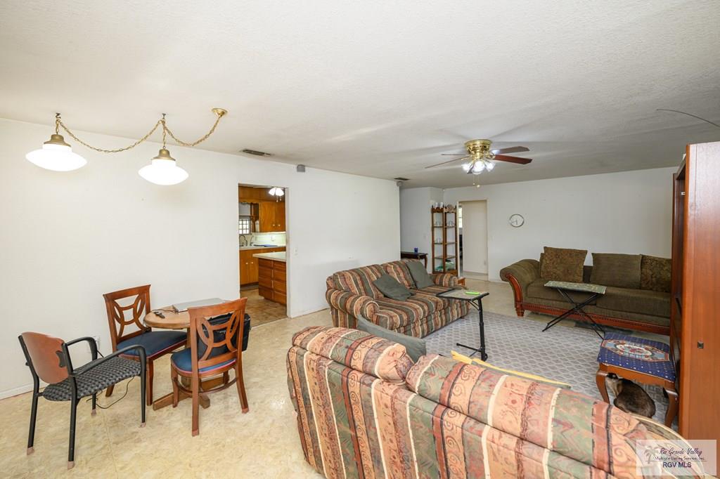 26354 N Kansas City Rd, LA FERIA, Texas image 5