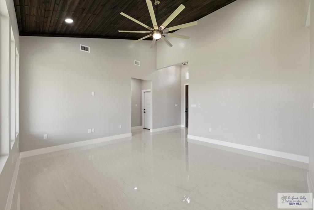 730 Beanka Dr, LA FERIA, Texas image 5