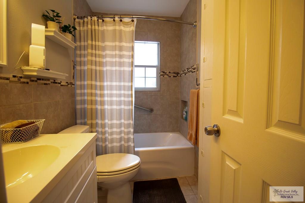 1224 N Illinois Ave, BROWNSVILLE, Texas image 29