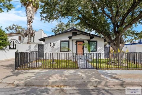 Homes For Sale - 1018 Ebony Ave<br/> MCALLEN, TX 78501