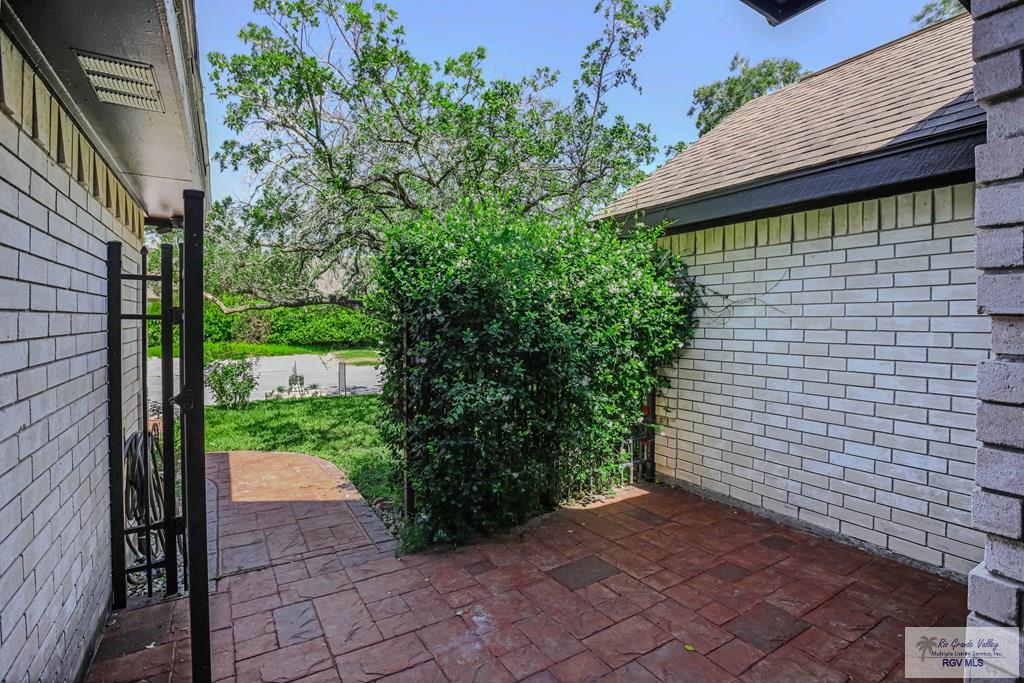 203 Parkview Cir, HARLINGEN, Texas image 6