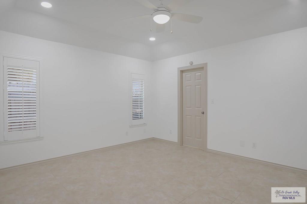 203 Parkview Cir, HARLINGEN, Texas image 17