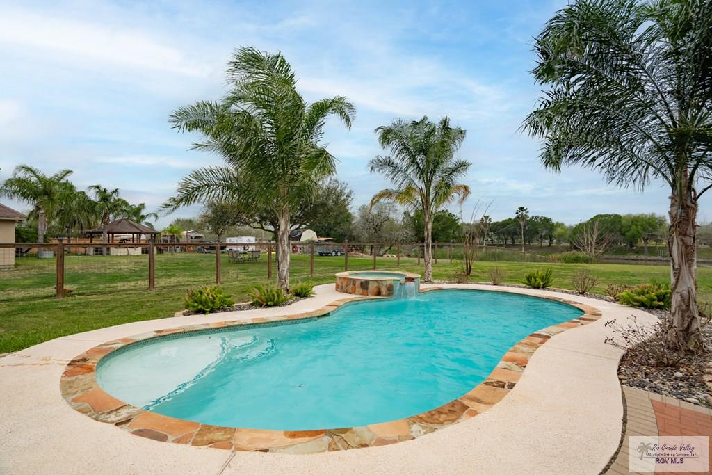 25058 Teal Cir, SAN BENITO, Texas image 33