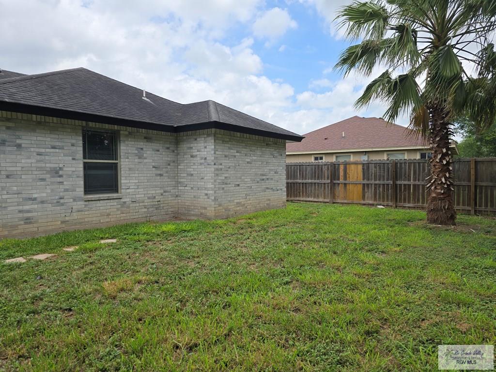 6994 Blue Spruce St, BROWNSVILLE, Texas image 28
