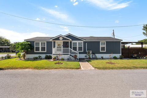 Homes For Sale - 805 N Anaqua St<br/> LA FERIA, TX 78559