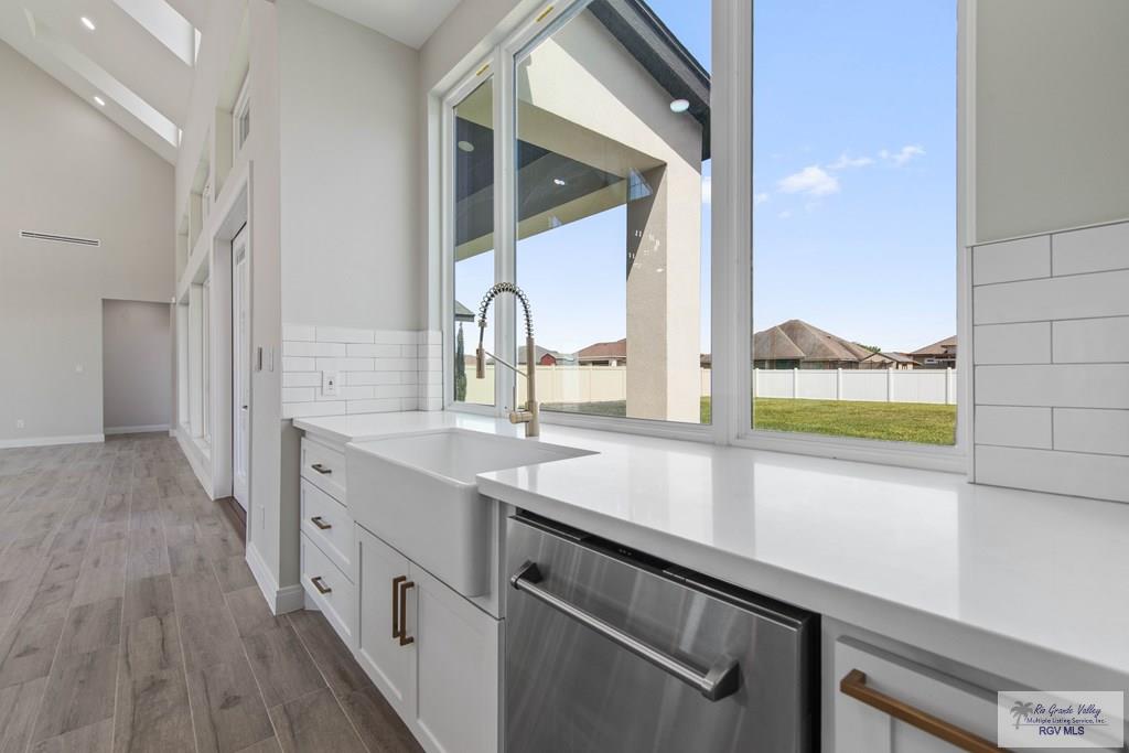 1202 Thacker Lane, HARLINGEN, Texas image 17