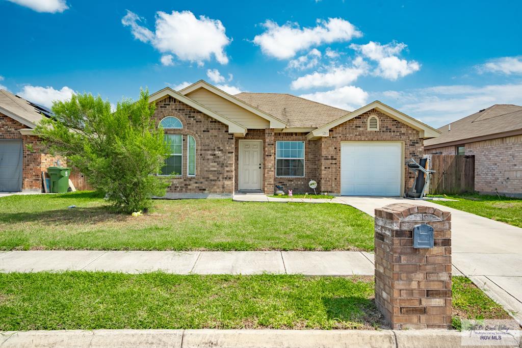 3292 Turquia St, BROWNSVILLE, Texas image 1