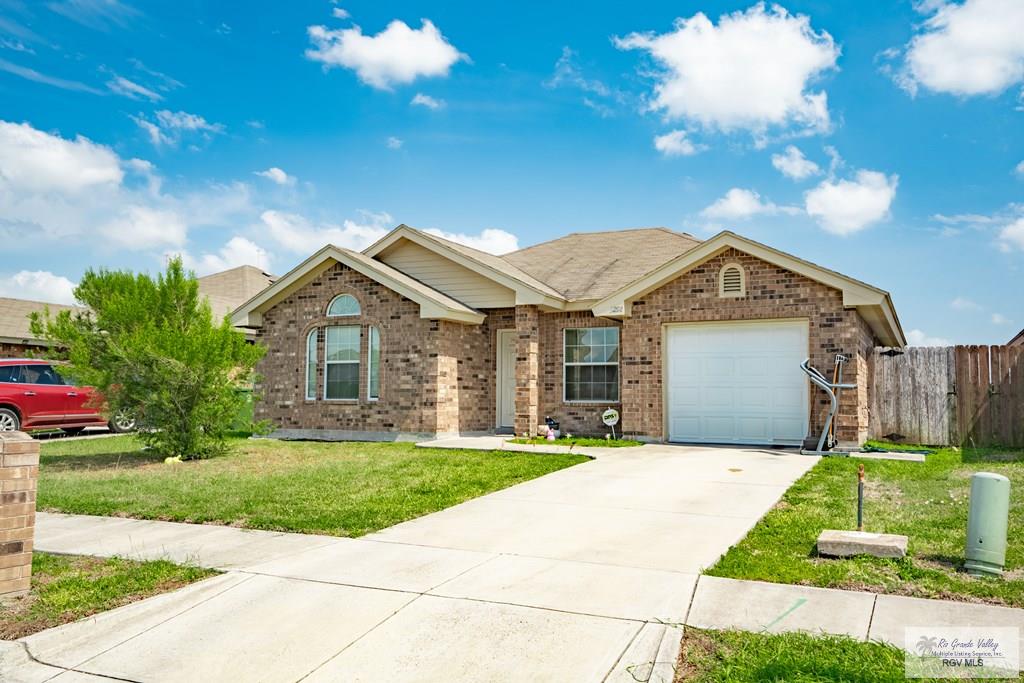 3292 Turquia St, BROWNSVILLE, Texas image 2