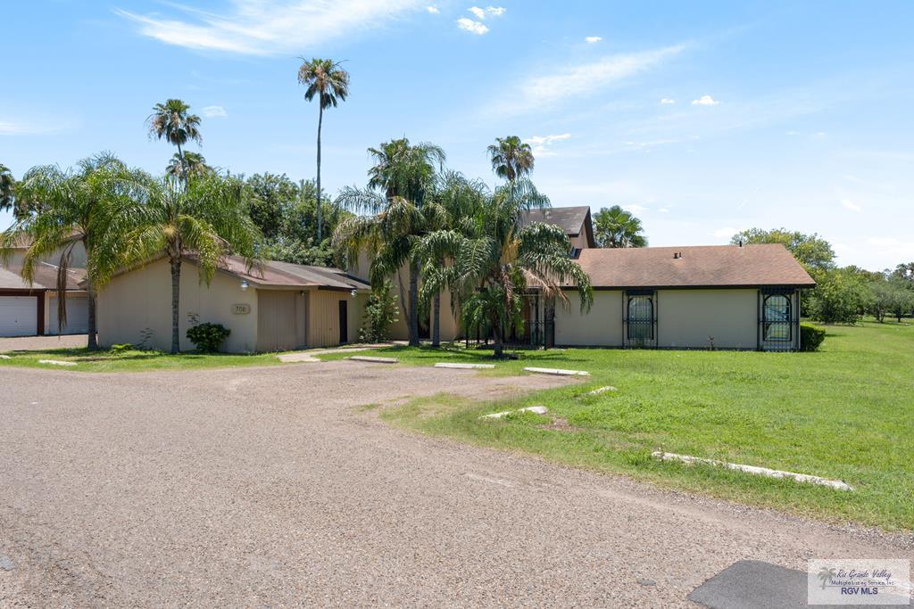 706-1 Continental Dr, BROWNSVILLE, Texas image 1