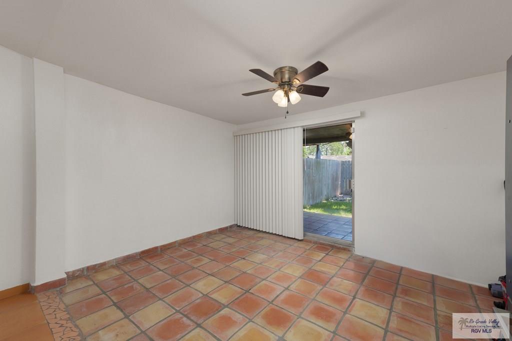 706-1 Continental Dr, BROWNSVILLE, Texas image 4