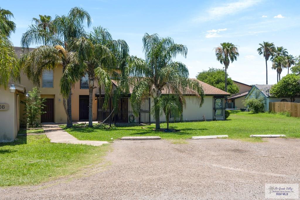 706-1 Continental Dr, BROWNSVILLE, Texas image 2