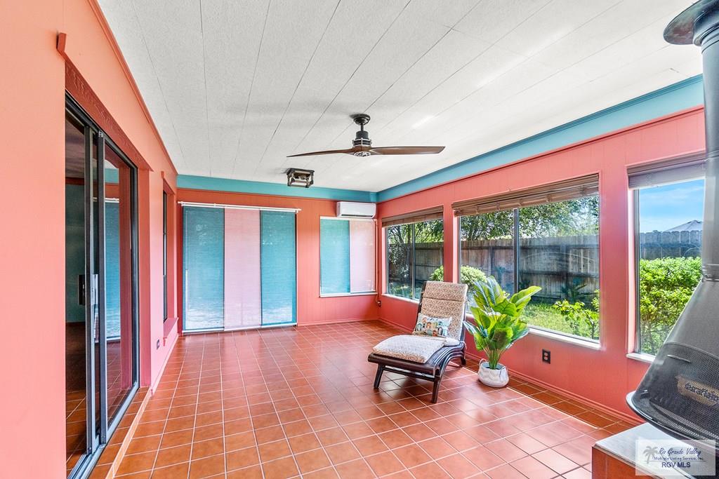 5325 S Palm Valley Dr, HARLINGEN, Texas image 11