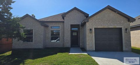 Homes For Sale - 130 E Magnolia<br/> LA FERIA, TX 78559